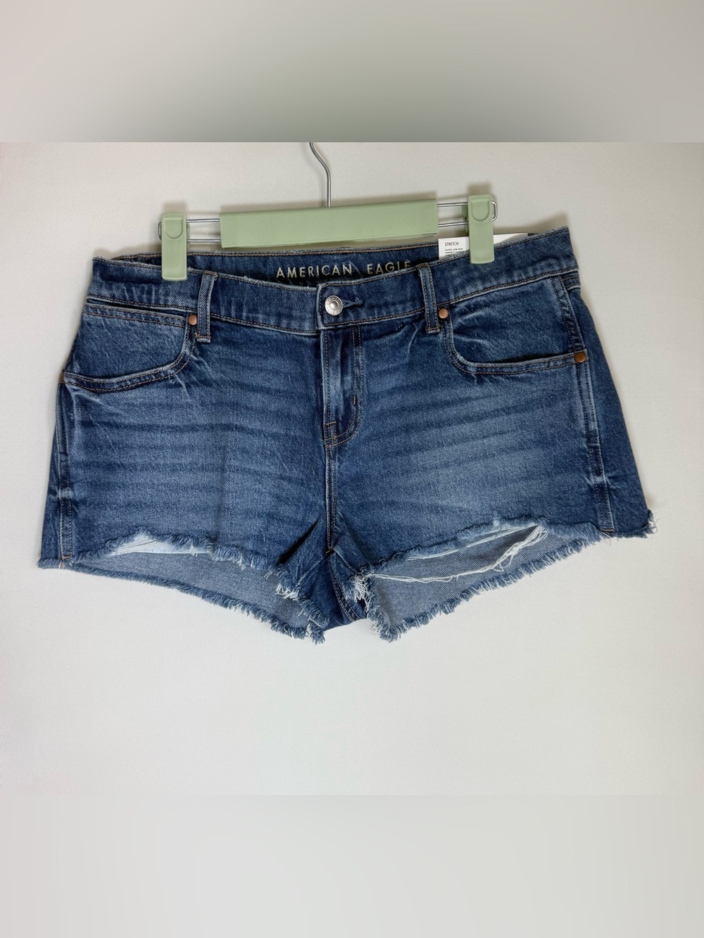 American Eagle Super Low-Rise Perfect Shortie • NWT • Women’s size 8